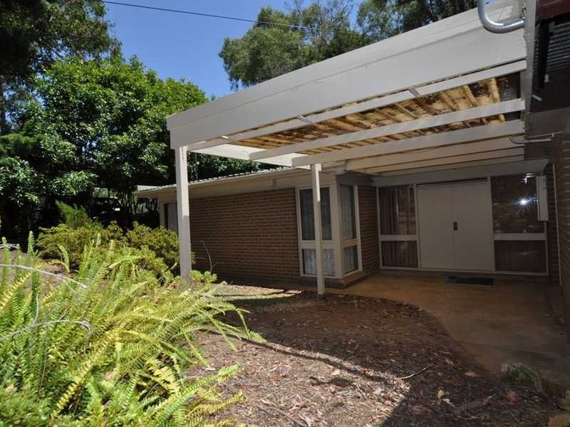 19 Alfred Grove, Avonsleigh VIC 3782