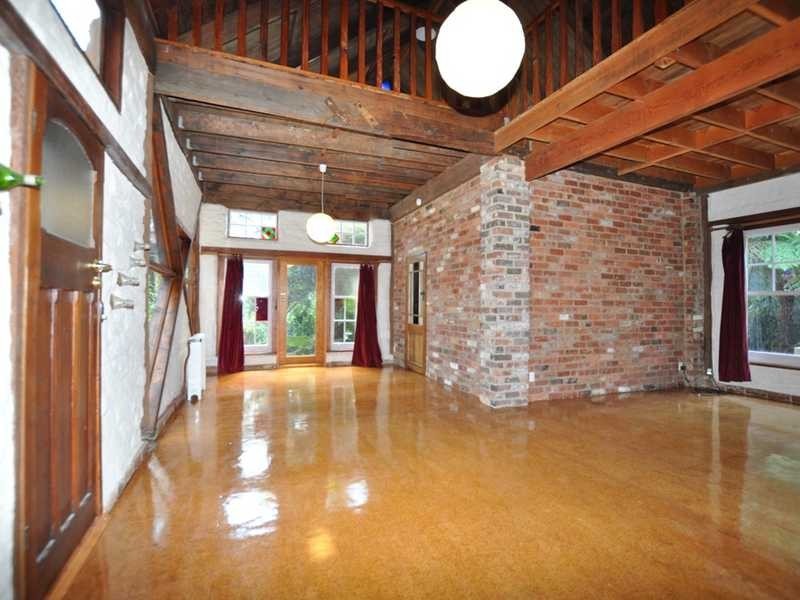 11 Boronia Crescent, Cockatoo VIC 3781