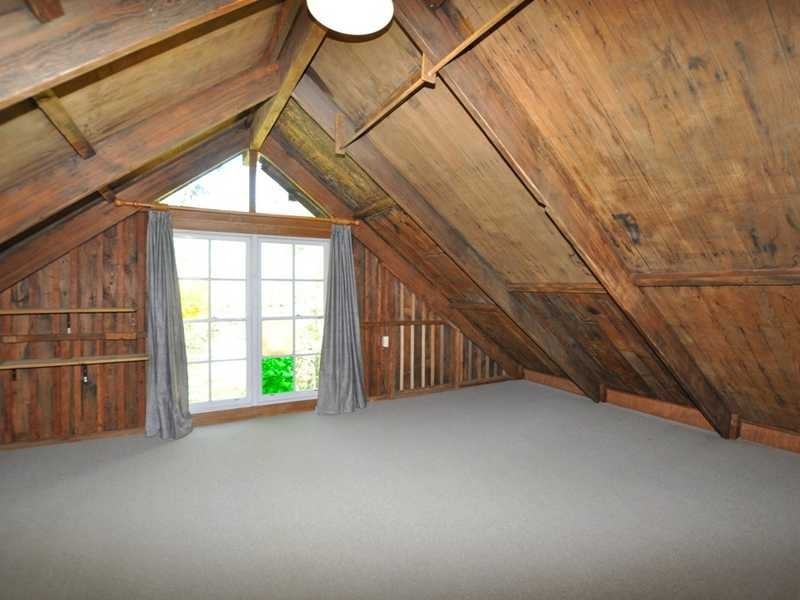 11 Boronia Crescent, Cockatoo VIC 3781