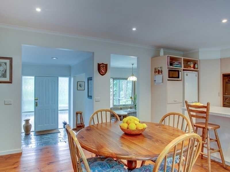 11 Sunnyside Terrace, Emerald VIC 3782