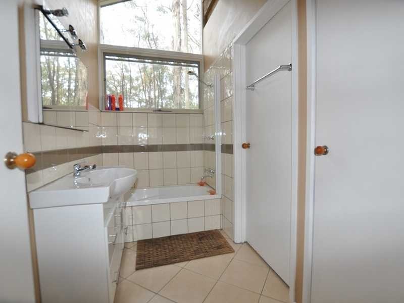 2 Bellbird Crescent, Emerald VIC 3782