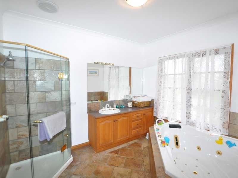 7 Majestic Drive, Emerald VIC 3782
