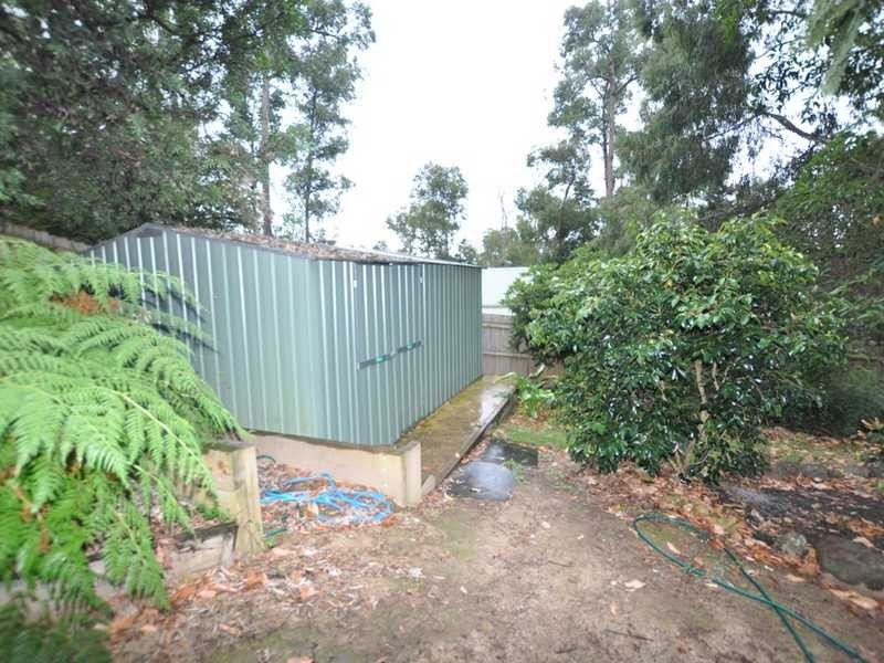 13 Naughton Road, Cockatoo VIC 3781