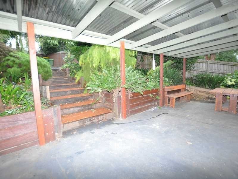 13 Naughton Road, Cockatoo VIC 3781