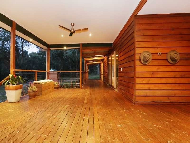 380 Woori Yallock Road, Cockatoo VIC 3781