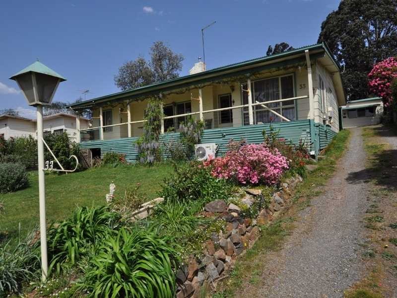 33 Station Road, Gembrook VIC 3783