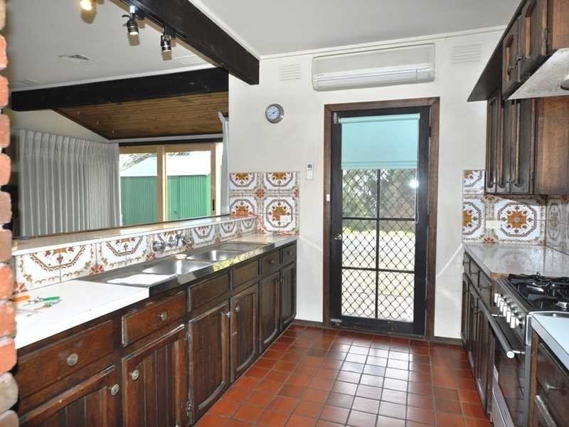 12 Emerald Monbulk Road, Emerald VIC 3782
