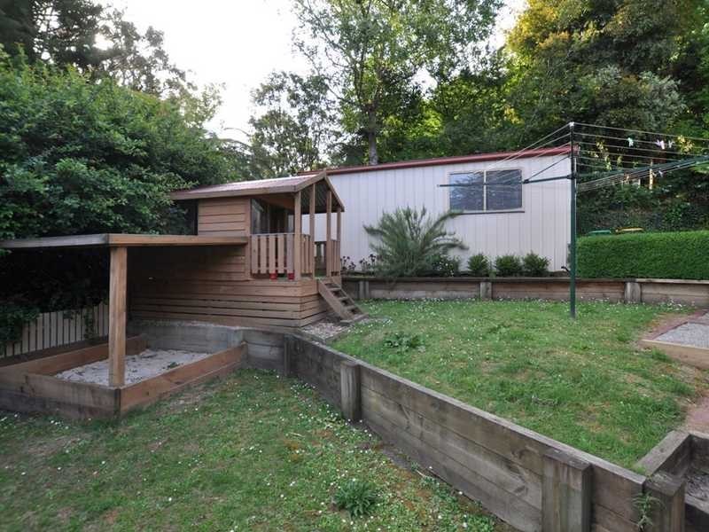 6 Fernshaw Road, Monbulk VIC 3793