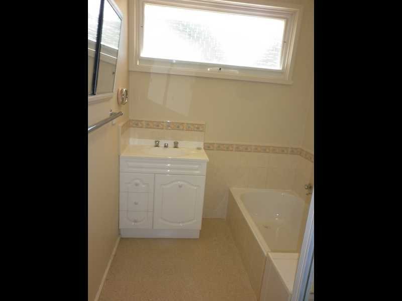 9 Emerald Beaconsfield Road, Emerald VIC 3782