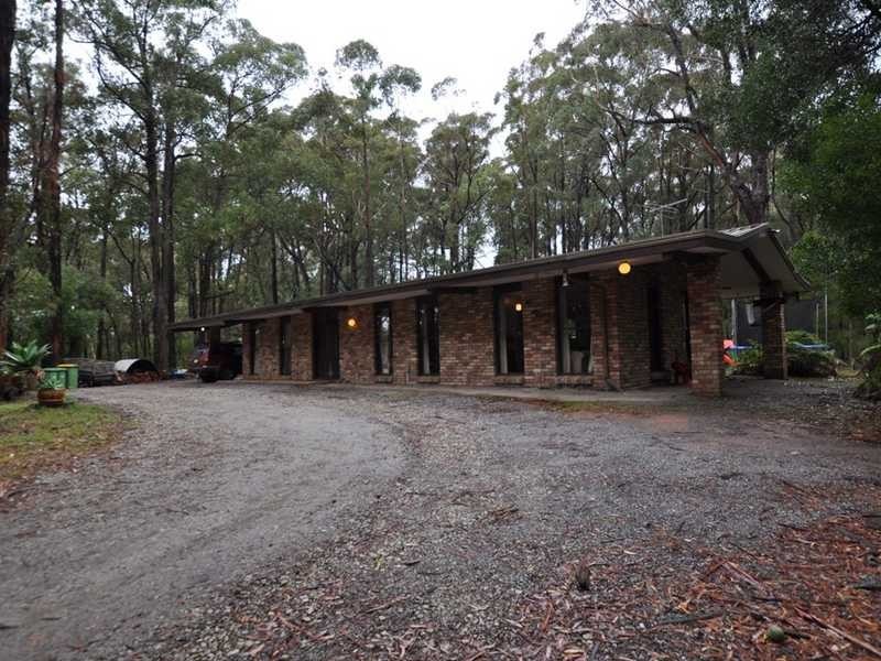 300 Tonimbuk Road, Gembrook VIC 3783