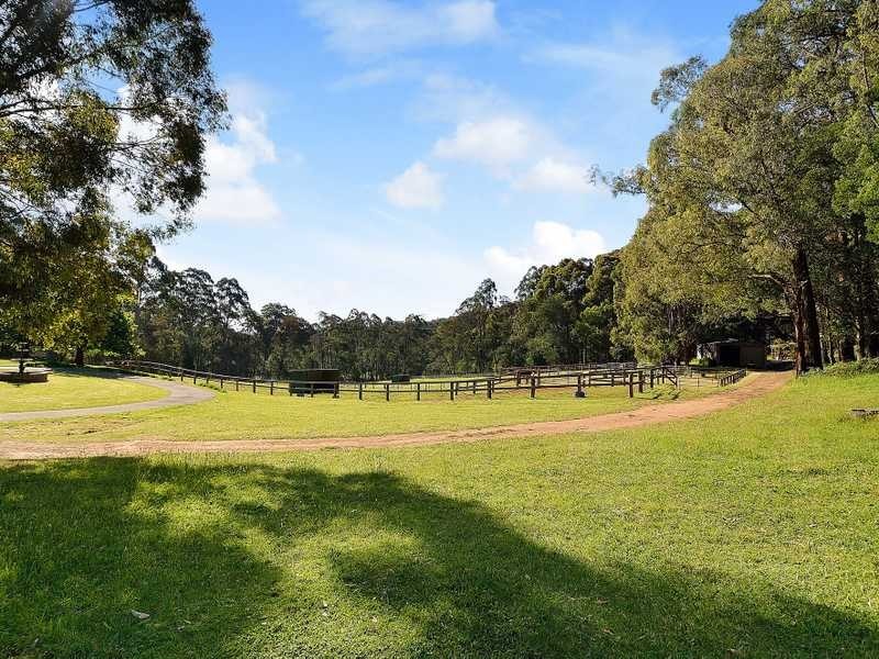 695 Beenak East Road, Gembrook VIC 3783