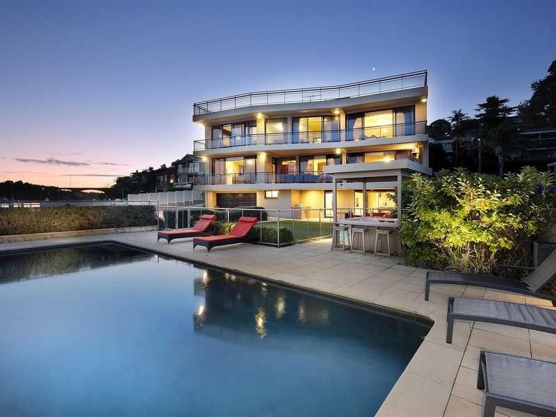 28 Lyndhurst Crescent, Hunters Hill NSW 2110