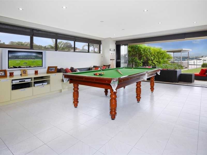 28 Lyndhurst Crescent, Hunters Hill NSW 2110