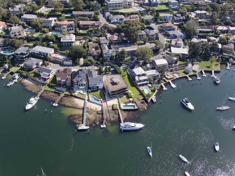 28 Lyndhurst Crescent, Hunters Hill NSW 2110