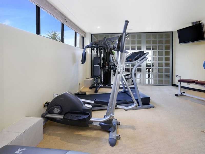 28 Lyndhurst Crescent, Hunters Hill NSW 2110