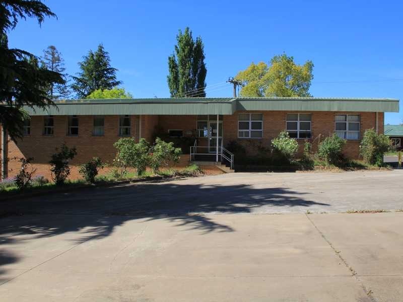 1 Clergate Road, Orange NSW 2800