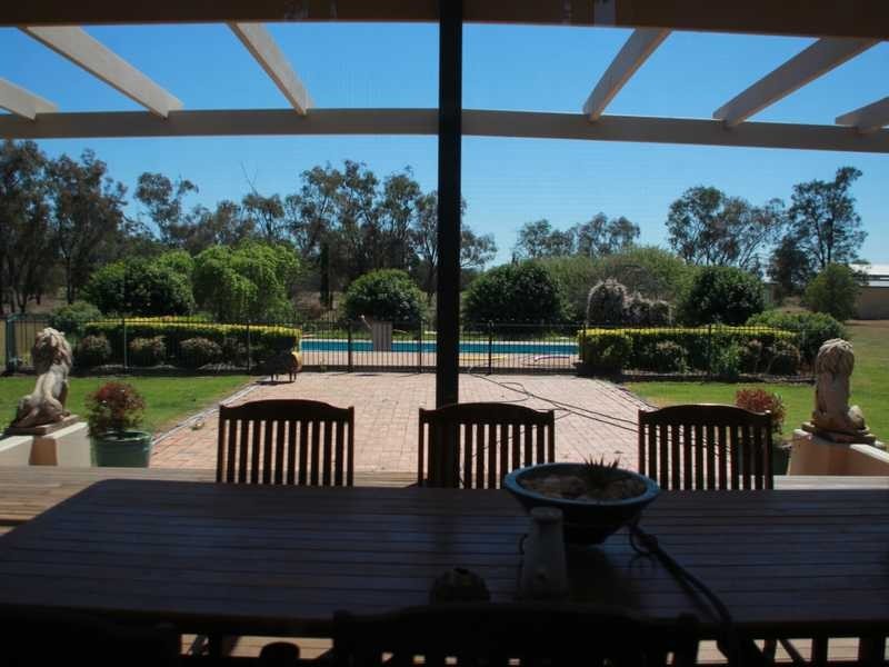 Carnarvon Highway, Garah NSW 2405