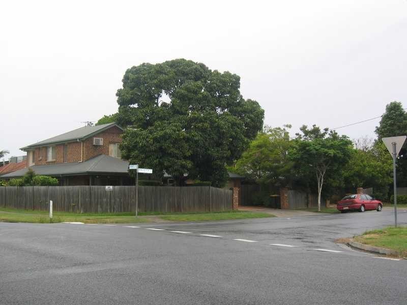 4/17 Hants Street, Hamilton QLD 4007