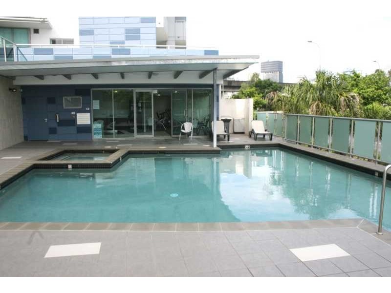 92 Quay Street, Milton QLD 4064