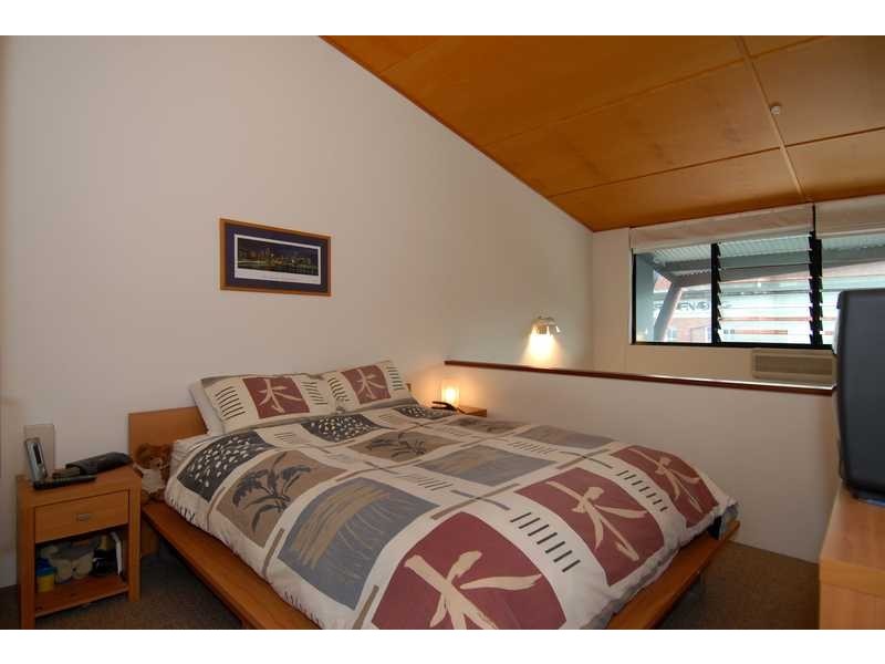 Unit 63/8 Dath Street, Teneriffe QLD 4005