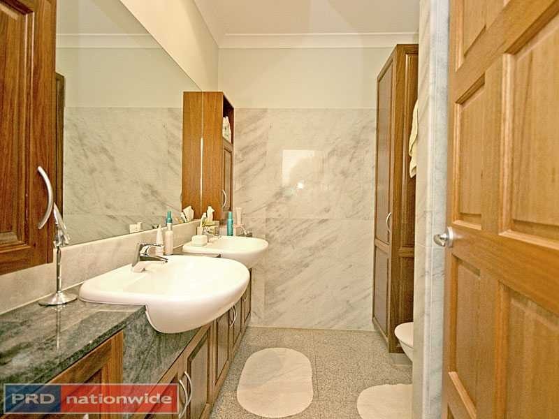 106 Bonney Avenue, Clayfield QLD 4011