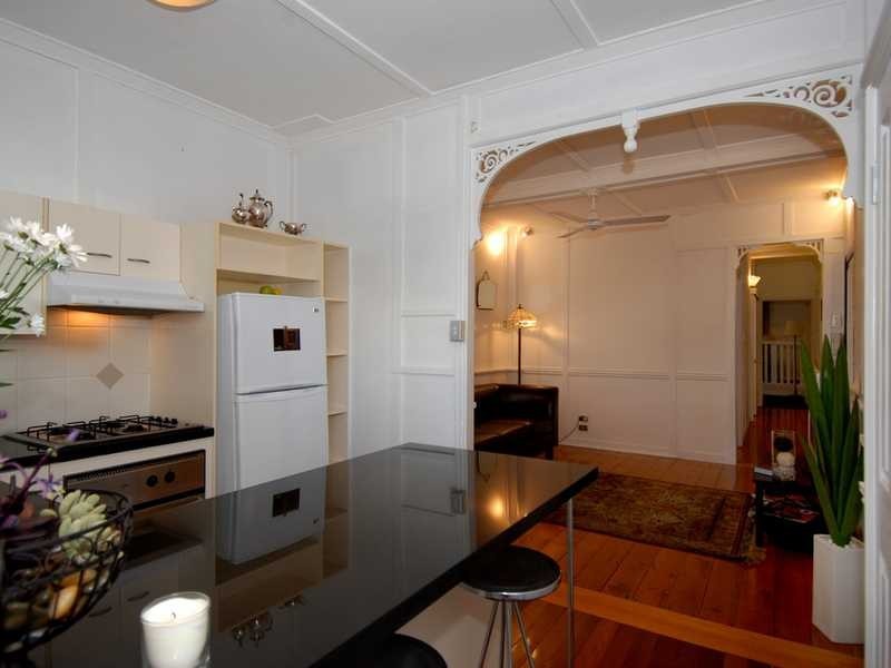 2/147 Merthyr Road, New Farm QLD 4005