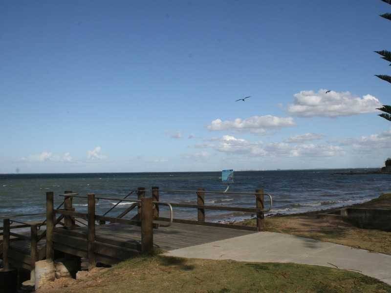 139 Oxley Avenue, Redcliffe QLD 4020