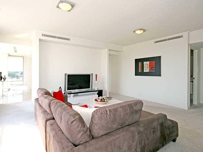 Unit 1611/22 Refinery Parade, New Farm QLD 4005