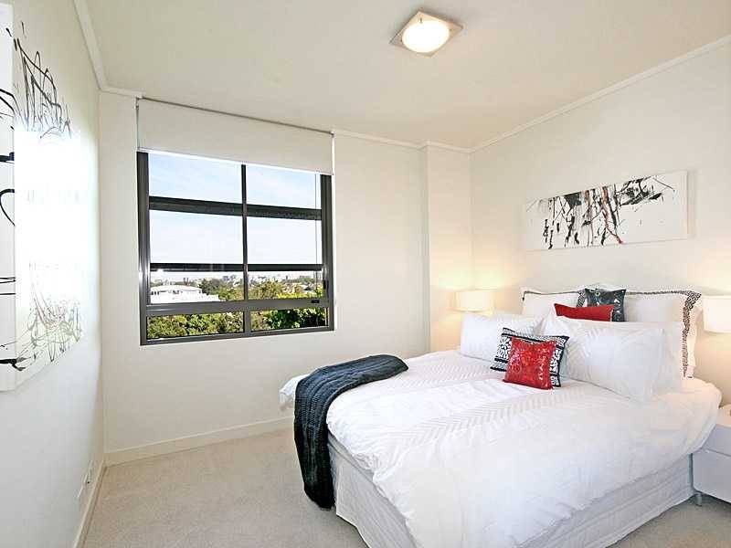 Unit 1611/22 Refinery Parade, New Farm QLD 4005