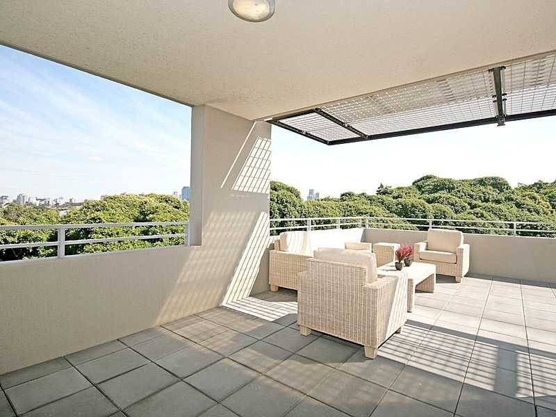 Unit 1611/22 Refinery Parade, New Farm QLD 4005