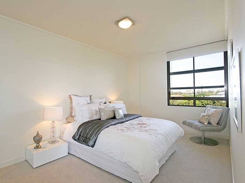 Unit 1611/22 Refinery Parade, New Farm QLD 4005