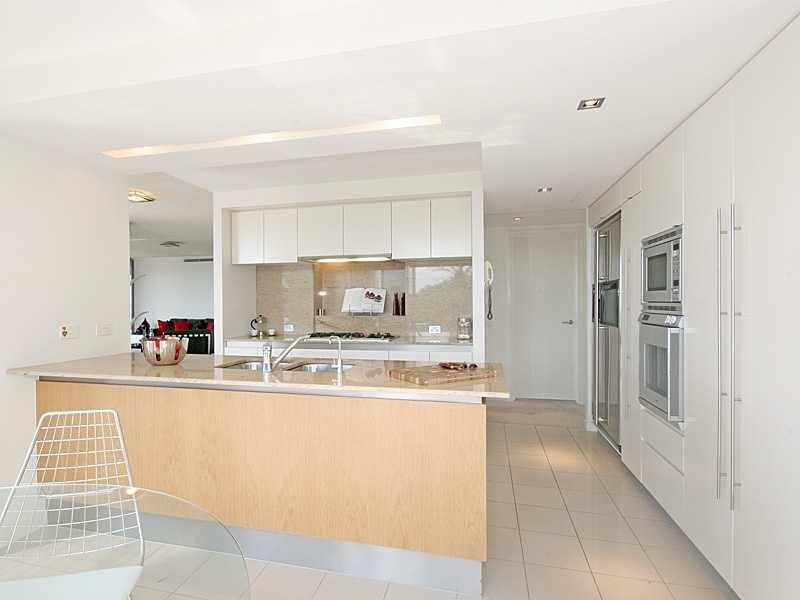 Unit 1611/22 Refinery Parade, New Farm QLD 4005