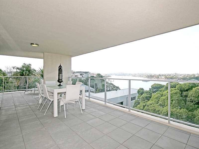 Unit 1611/22 Refinery Parade, New Farm QLD 4005