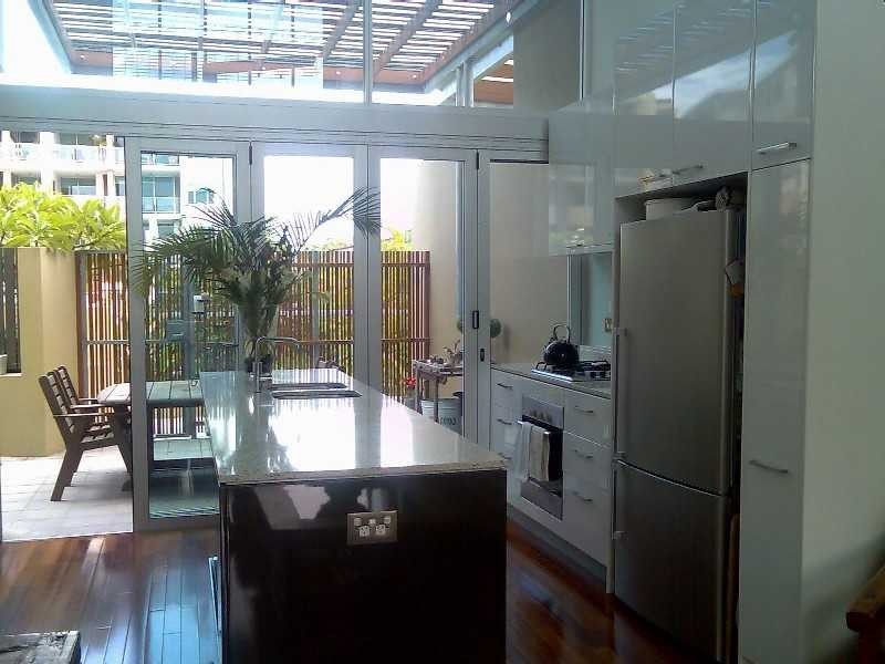20 Newstead Terrace, Newstead QLD 4006