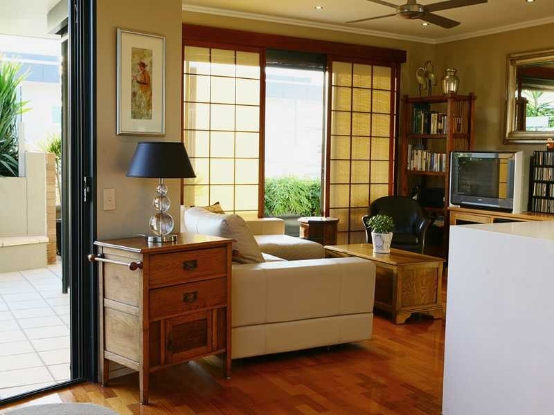 110 Commercial Road, Teneriffe QLD 4005