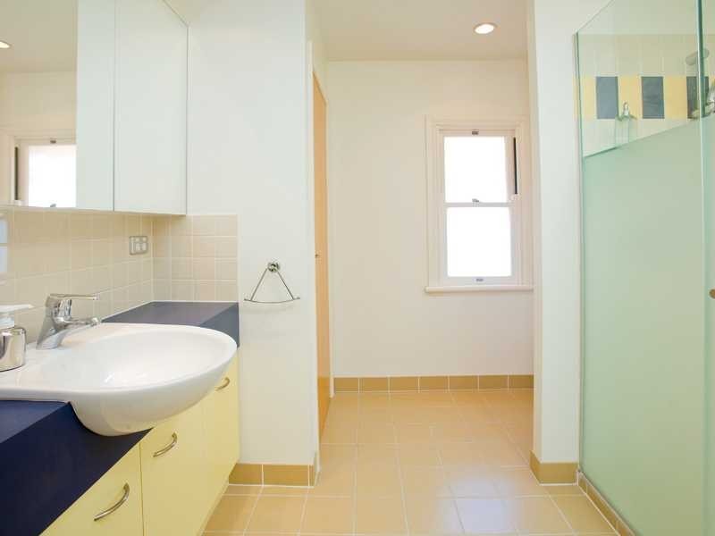 69 Sinclair Street, Kangaroo Point QLD 4169