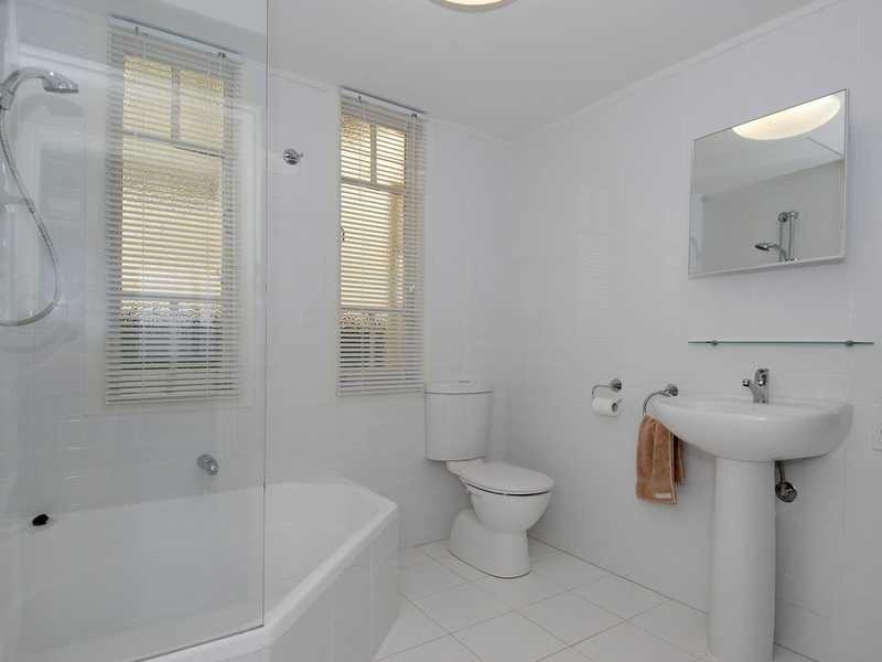 47 Cricket, Petrie Terrace QLD 4000