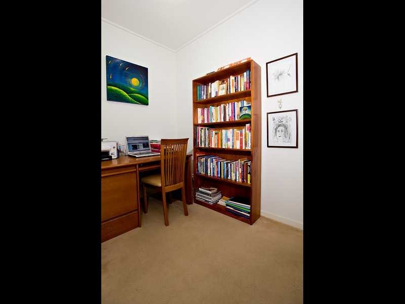 Unit 223/71 Beeston Street, Newstead QLD 4006