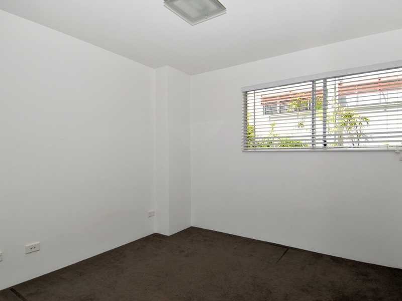 Apartment 104/9 Chester St, Newstead QLD 4006