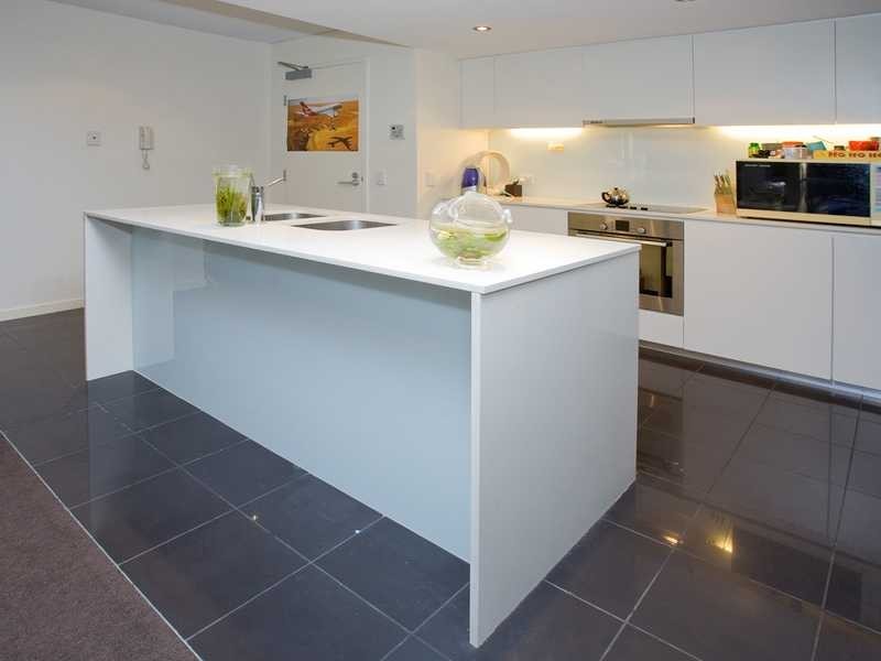 Unit 401/20 Paradise Street, Highgate Hill QLD 4101