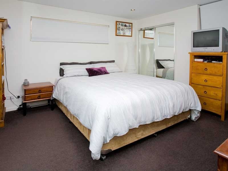 Unit 401/20 Paradise Street, Highgate Hill QLD 4101