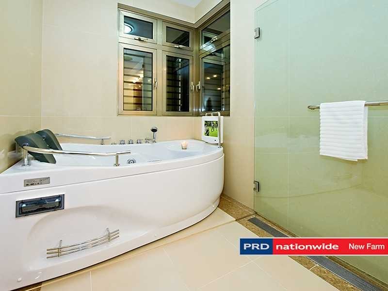 19 Harcourt Street, New Farm QLD 4005