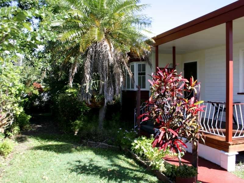 139 Oxley Avenue, Woody Point QLD 4019