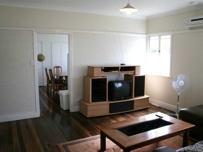 139 Oxley Avenue, Woody Point QLD 4019