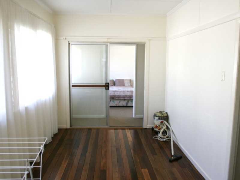 139 Oxley Avenue, Woody Point QLD 4019