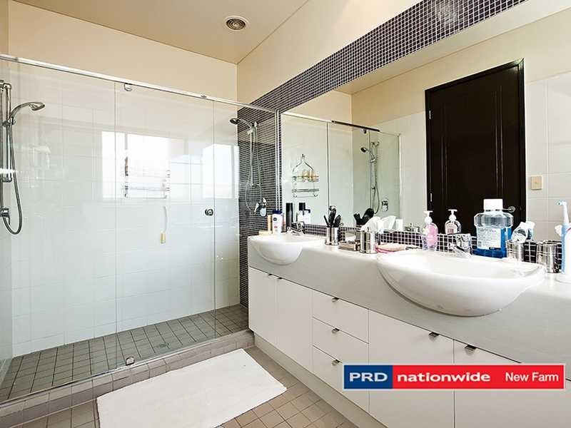 Unit 14/25 James Street, Newstead QLD 4006