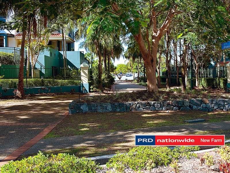 42 Newstead Terrace, Newstead QLD 4006