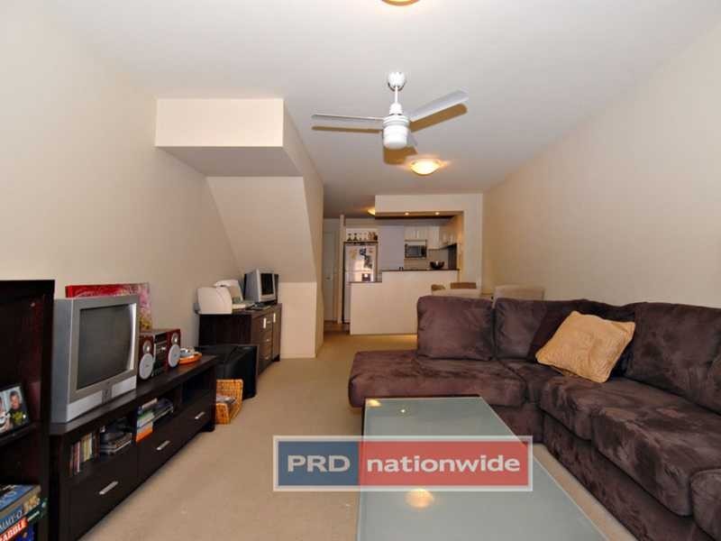 Unit 22/10 Vernon Terrace, Teneriffe QLD 4005