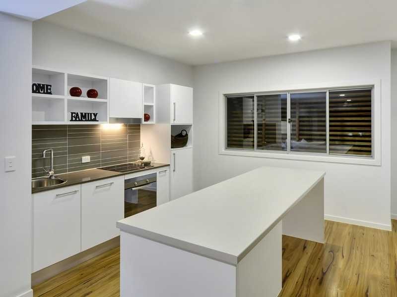 2/42 Boardwalk Boulevard, Mount Coolum QLD 4573