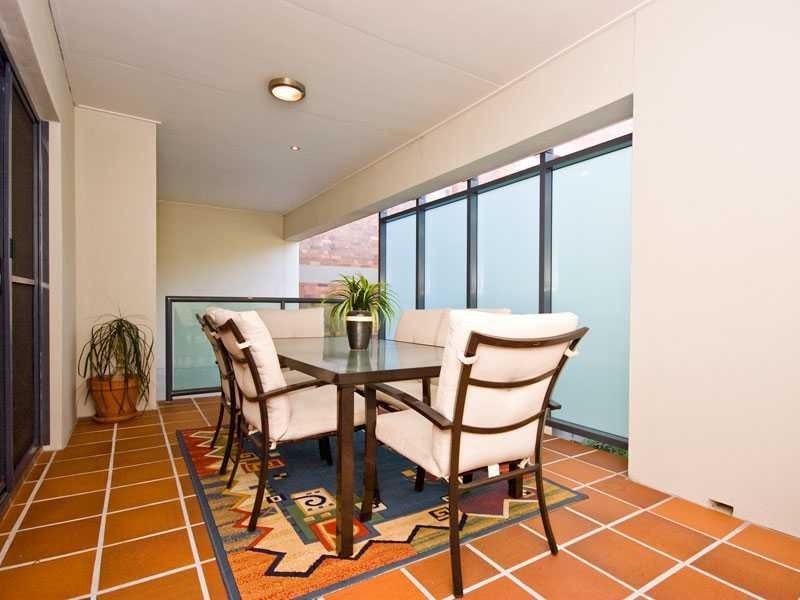 Apartment 17/31-33 Helen Street, Teneriffe QLD 4005